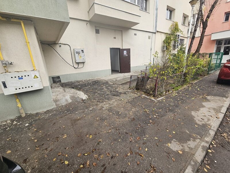 Stefan cel Mare, Spitalul Colentina, de inchiriat spatiu comercial.